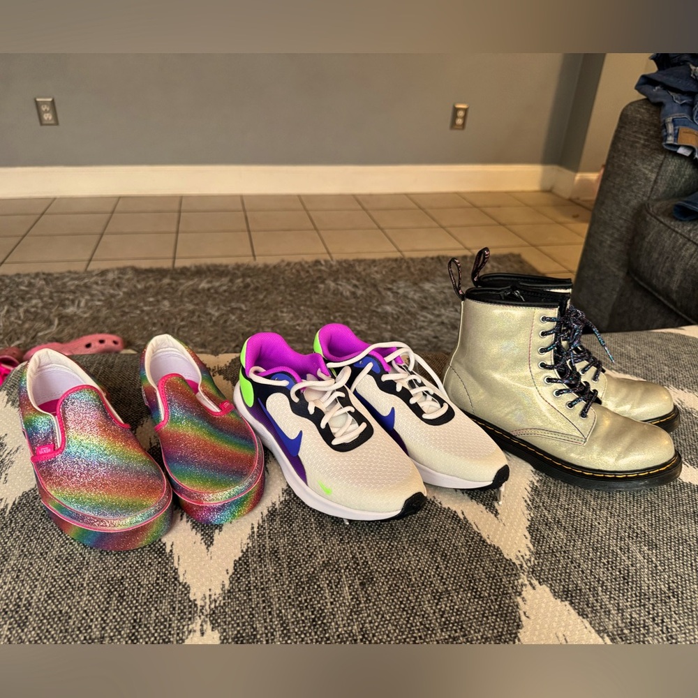 Bundle of 3 girls shoes